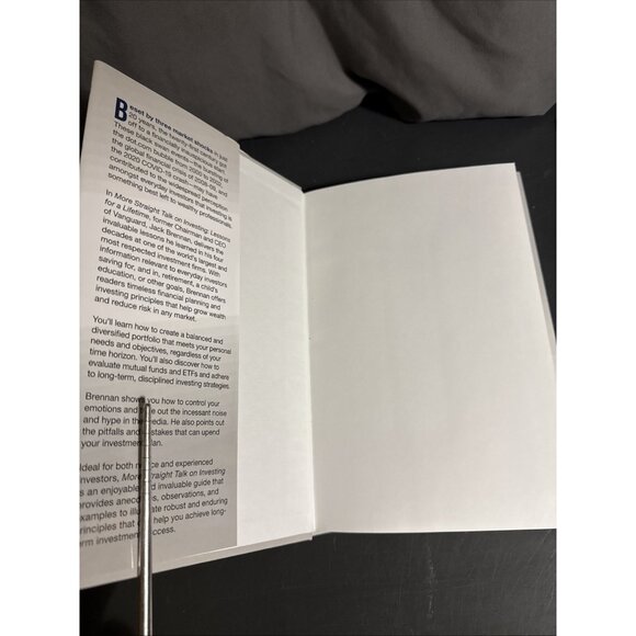 More Straight Talk on Investing: Lessons for a Lifetime - Hardcover - VERY GOOD - Picture 3 of 5